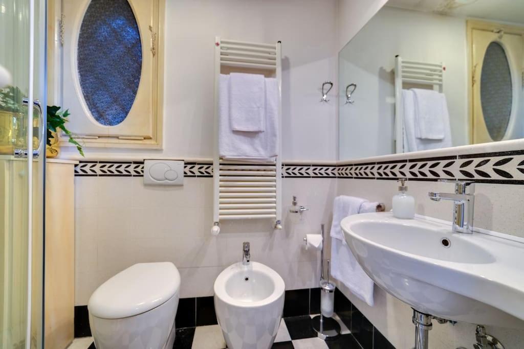 Volturno'S Unique View Apartment Rome Exterior photo